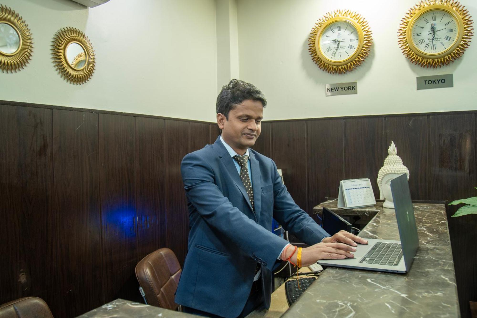 Nikko Blue - Boutique Hotel Gurgaon Ngoại thất bức ảnh