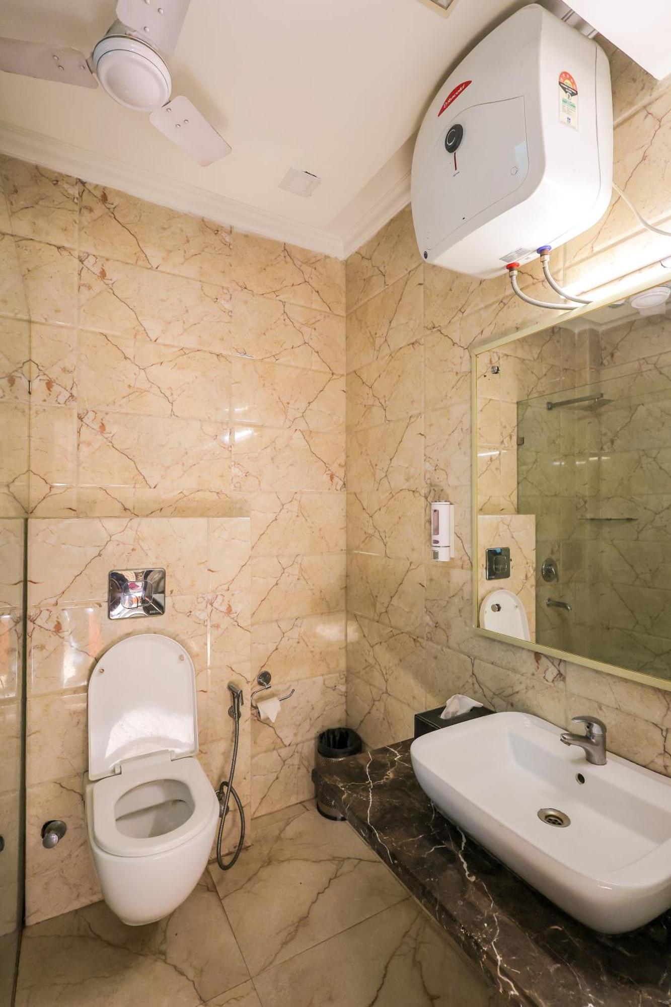 Nikko Blue - Boutique Hotel Gurgaon Ngoại thất bức ảnh