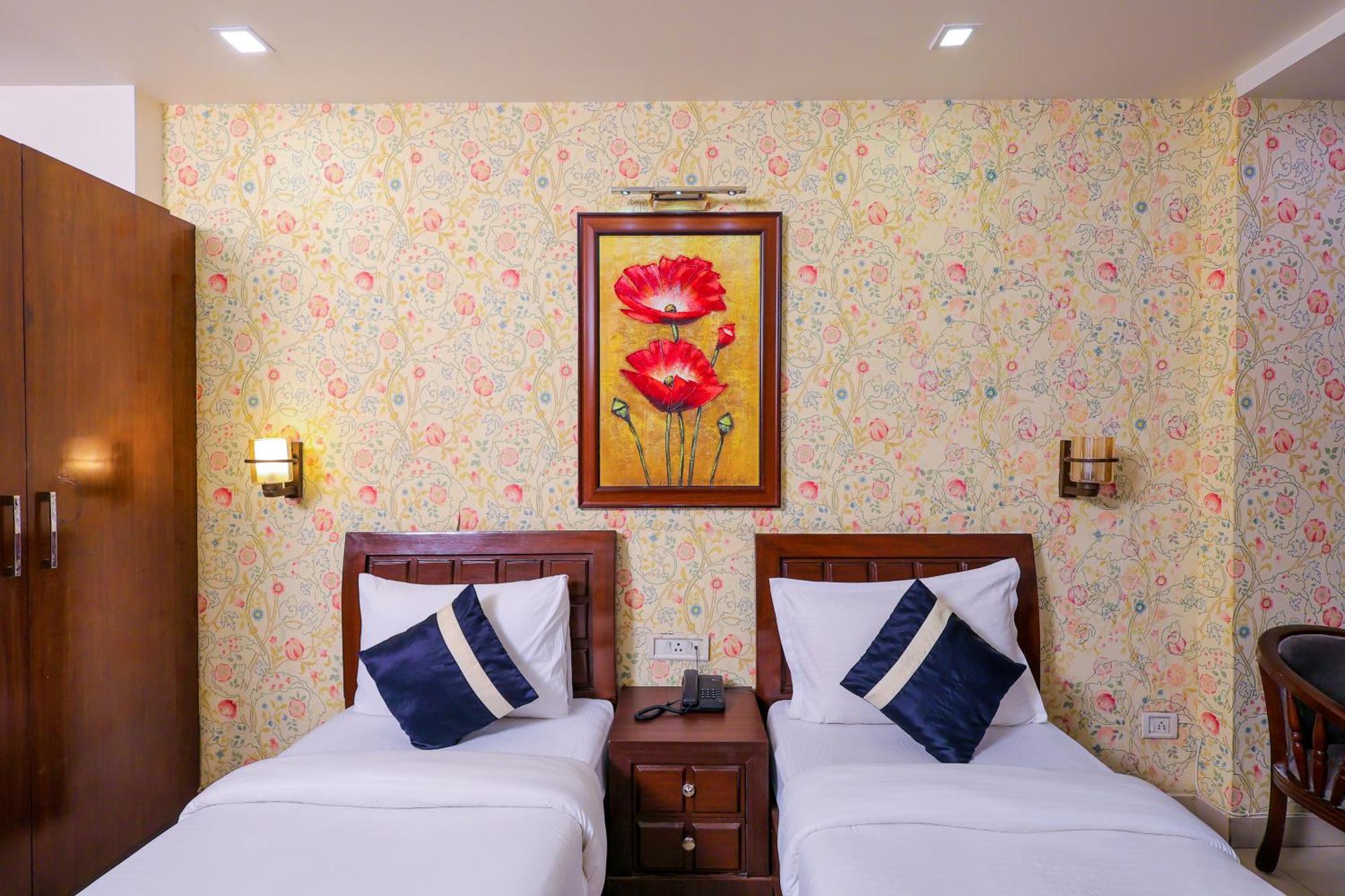 Nikko Blue - Boutique Hotel Gurgaon Ngoại thất bức ảnh