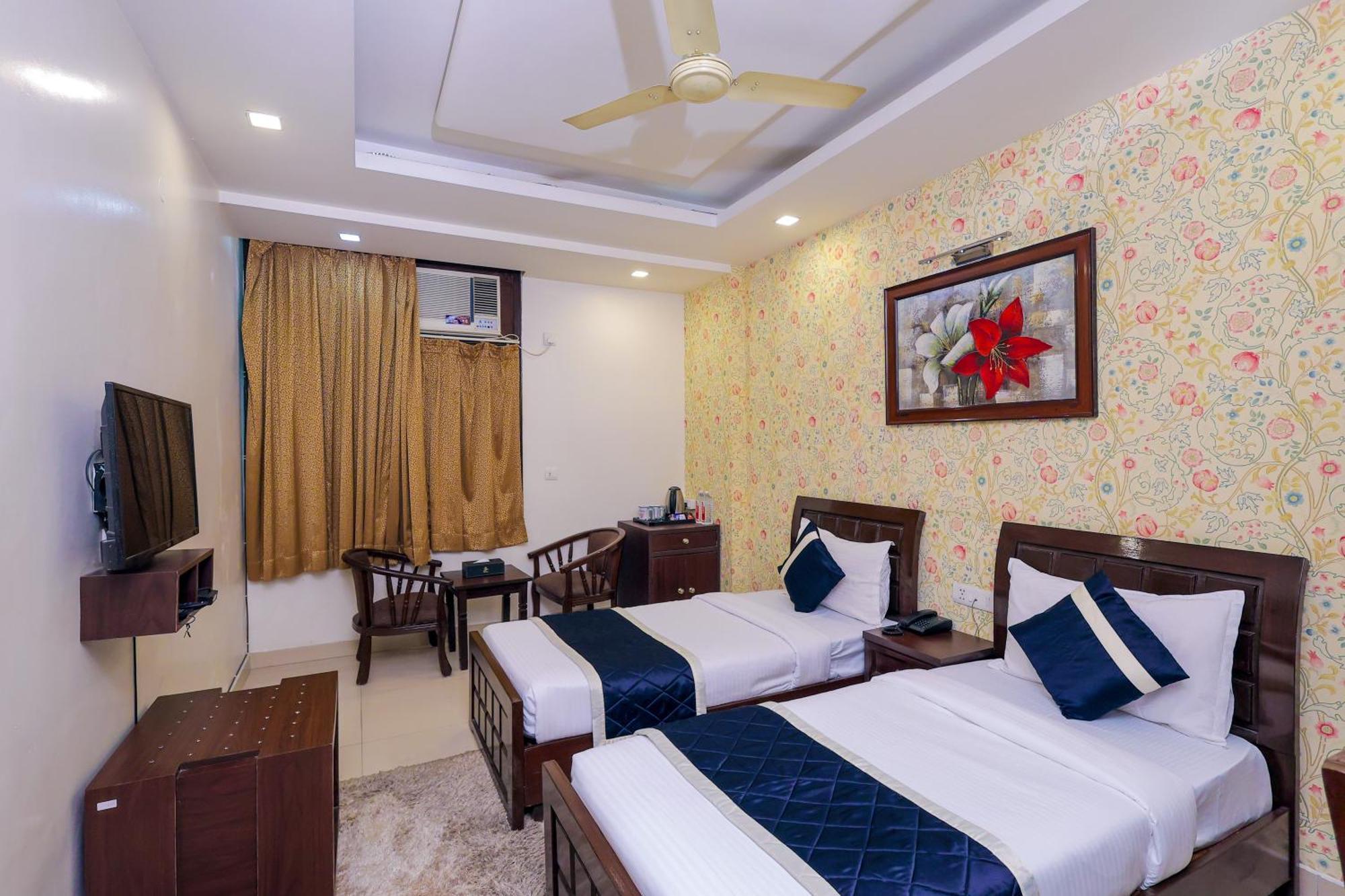 Nikko Blue - Boutique Hotel Gurgaon Ngoại thất bức ảnh